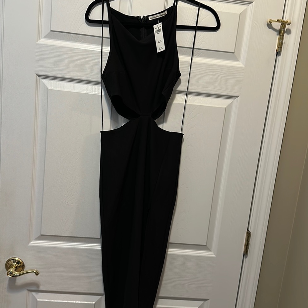 NWT Abercrombie and Fitch cut out high neck dress